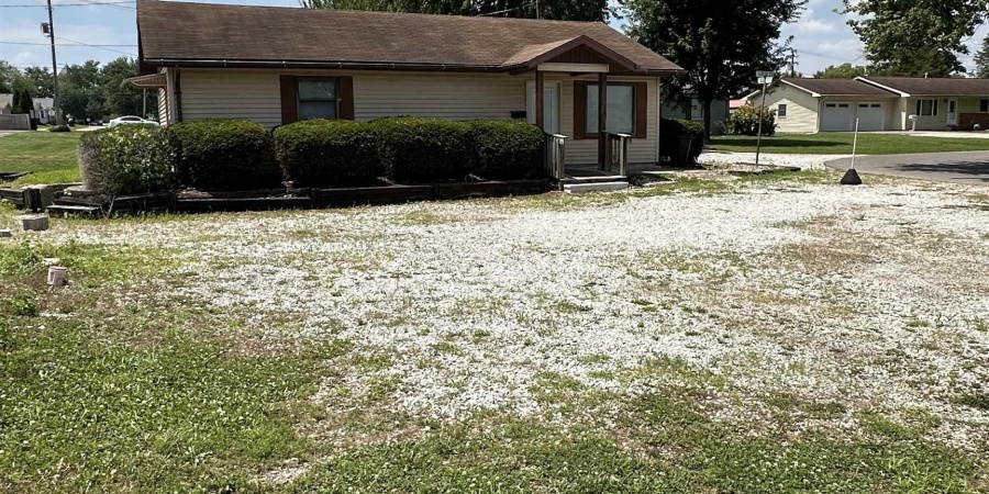 509 NE B Street, Linton, Indiana 47441,MLS,202425056