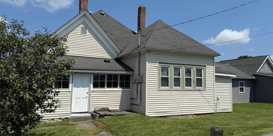 1718 & 1720 12th Street, Bedford, Indiana 47421,MLS,202532890
