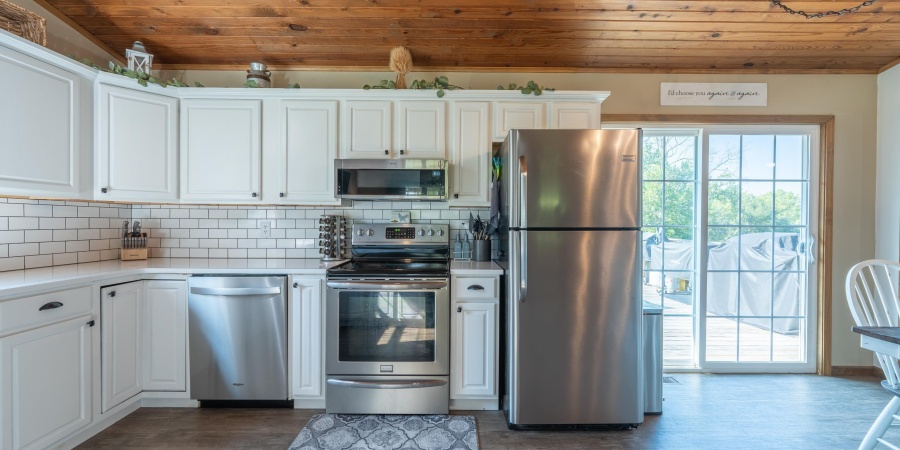 656 Hayes Road, Bedford, Indiana 47421,MLS,202532876