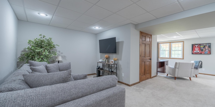 656 Hayes Road, Bedford, Indiana 47421,MLS,202532876