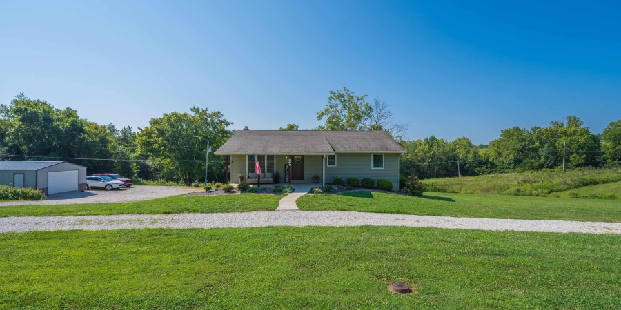 656 Hayes Road, Bedford, Indiana 47421,MLS,202532876