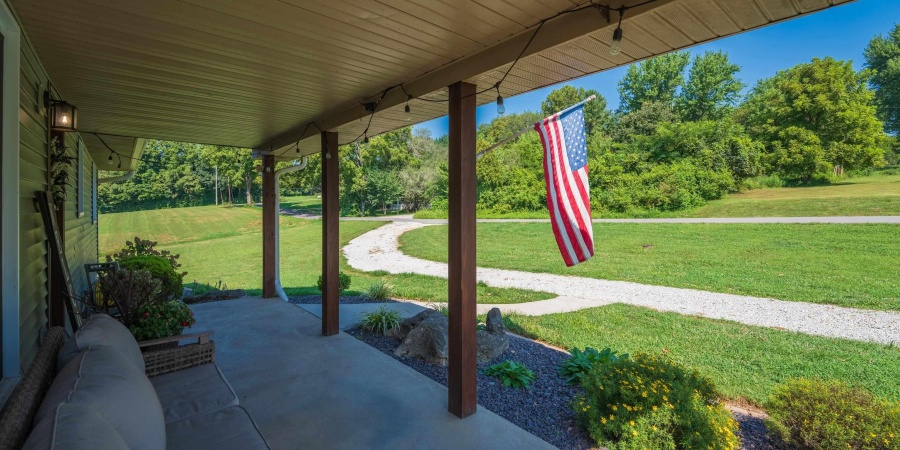 656 Hayes Road, Bedford, Indiana 47421,MLS,202532876
