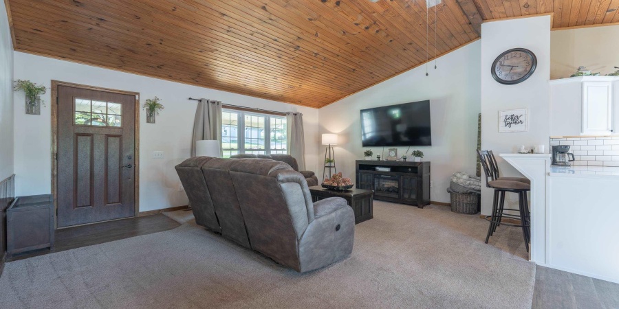 656 Hayes Road, Bedford, Indiana 47421,MLS,202532876