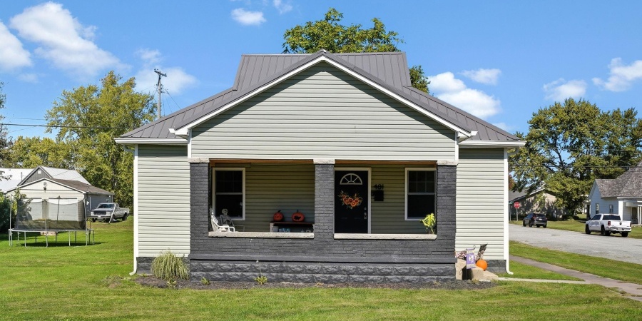 401 W Grissom Avenue, Mitchell, Indiana 47446,MLS,202532895