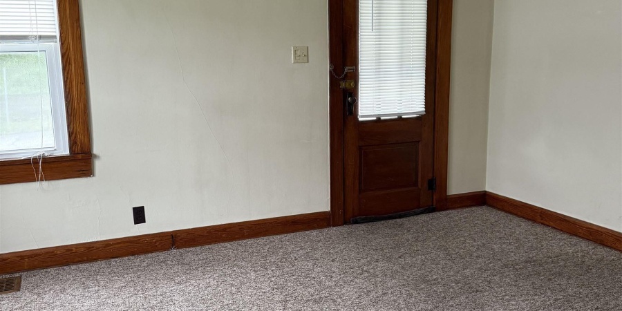 112 E 15 Street, Bloomington, Indiana 47408,MLS,202527217