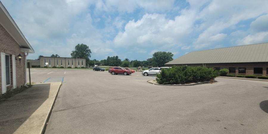 515 S Woodscrest Drive, Bloomington, Indiana 47401,MLS,202533033