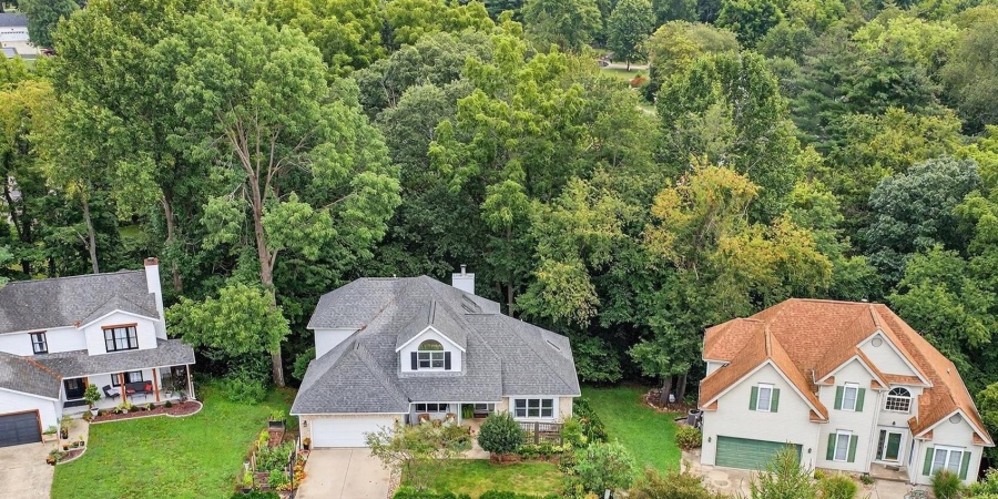 3821 S Woods Edge Bend, Bloomington, Indiana 47401,MLS,202533036