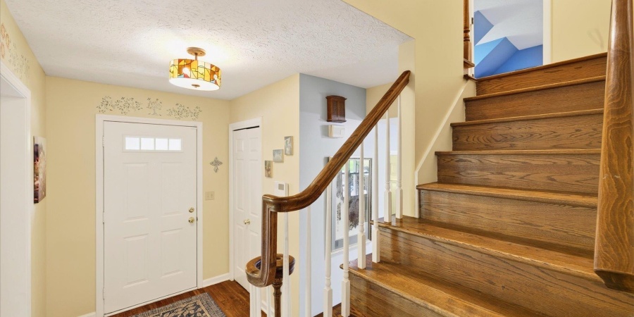 2706 E Hemlock Circle, Bloomington, Indiana 47401,MLS,202533048