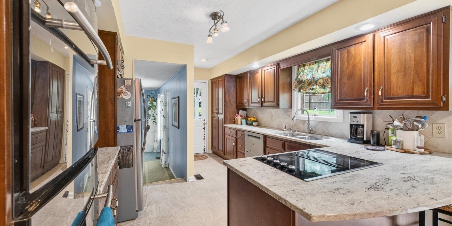 2706 E Hemlock Circle, Bloomington, Indiana 47401,MLS,202533048