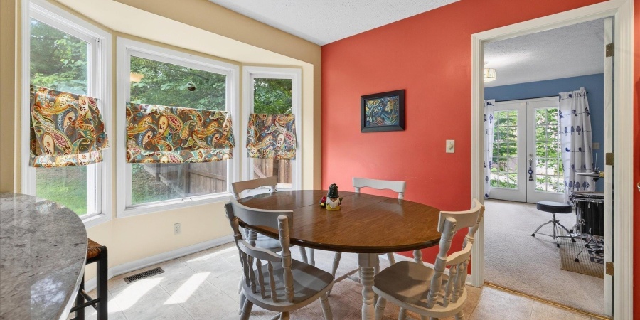 2706 E Hemlock Circle, Bloomington, Indiana 47401,MLS,202533048