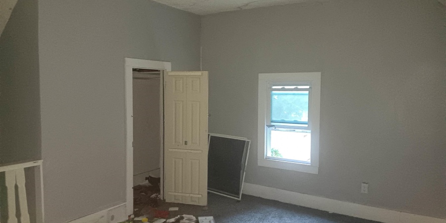 1927 N 10Th Street, Terre Haute, Indiana 47804-2912,MLS,202533138