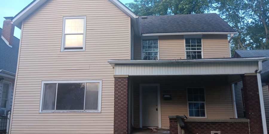 1927 N 10Th Street, Terre Haute, Indiana 47804-2912,MLS,202533138