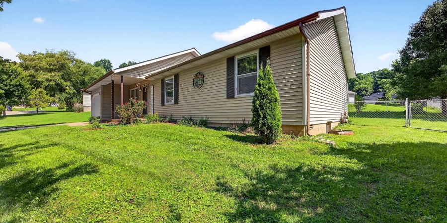 342 E Briarwood Lane, Ellettsville, Indiana 47429,MLS,202529873
