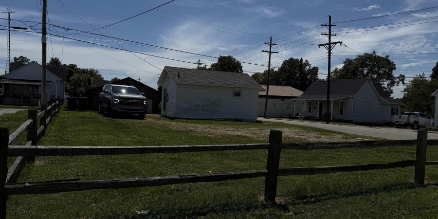 1210 R Street, Bedford, Indiana 47421,MLS,202533531