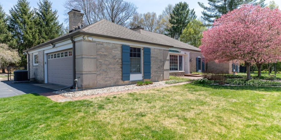 4000 E Stonegate Drive, Bloomington, Indiana 47401,MLS,202533439