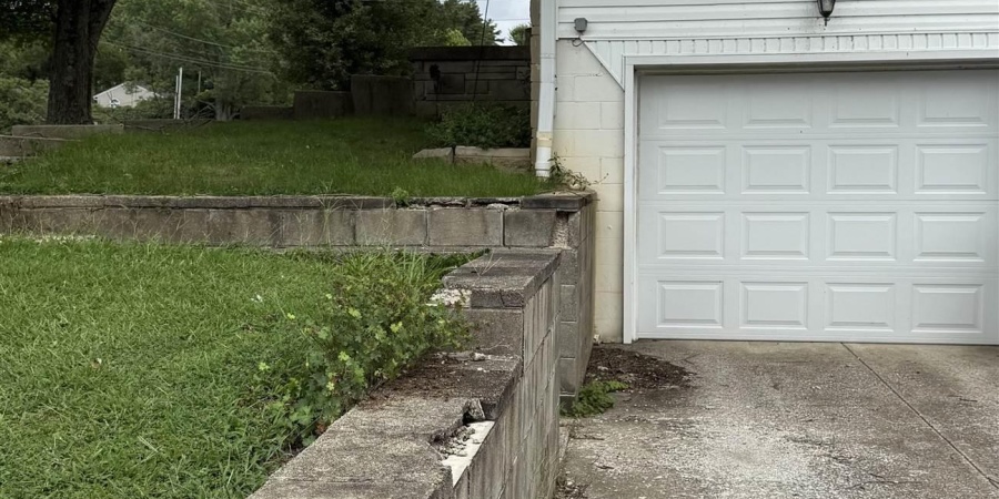 705 E Crestline Drive, Bloomington, Indiana 47401,MLS,202533524