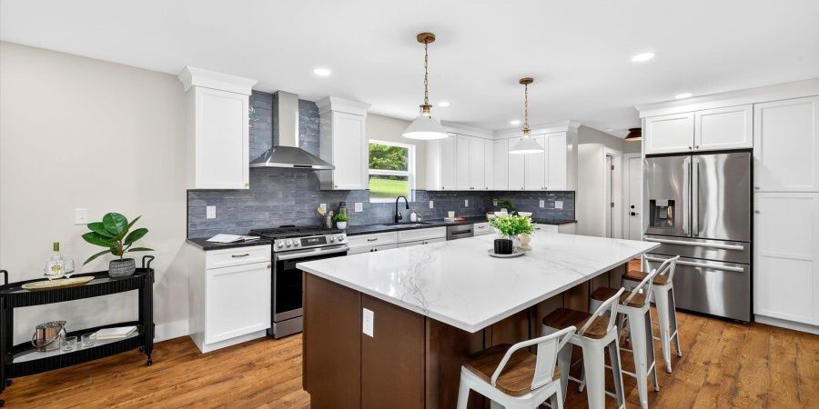 4390 N Stuart Road, Bloomington, Indiana 47404-9559,MLS,202533656