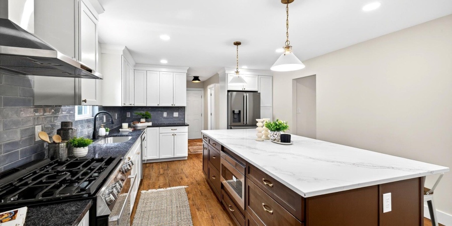 4390 N Stuart Road, Bloomington, Indiana 47404-9559,MLS,202533656
