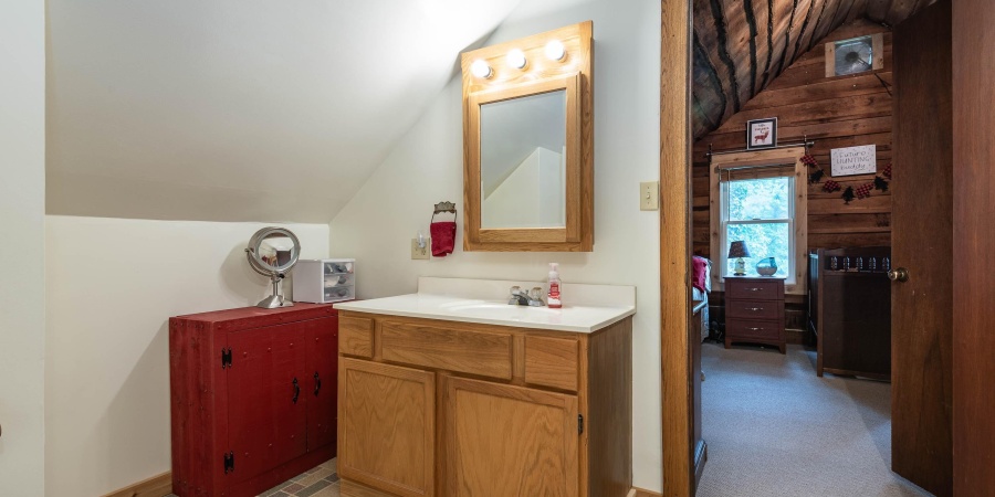 3985 S Knightridge Road, Bloomington, Indiana 47401,MLS,202533685