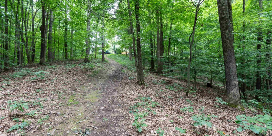 3985 S Knightridge Road, Bloomington, Indiana 47401,MLS,202533685