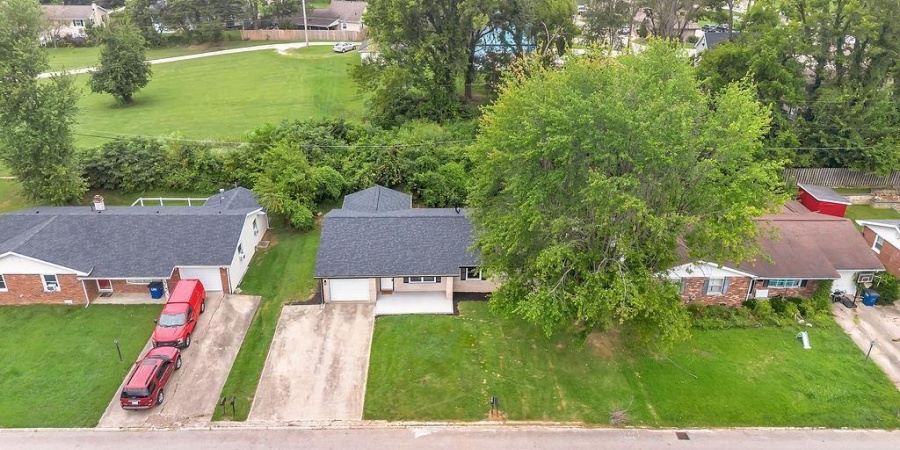 1709 Linwood Drive, Bedford, Indiana 47460,MLS,202533707