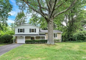 103 N Lexington Drive, Bloomington, Indiana 47408-4327,MLS,202533929