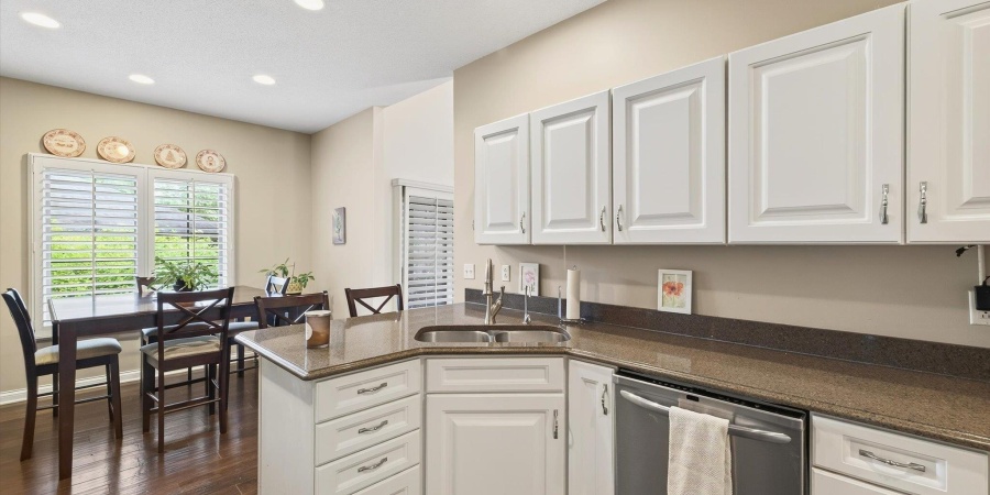 9960 S Augusta Drive, Bloomington, Indiana 47401-8133,MLS,202533969