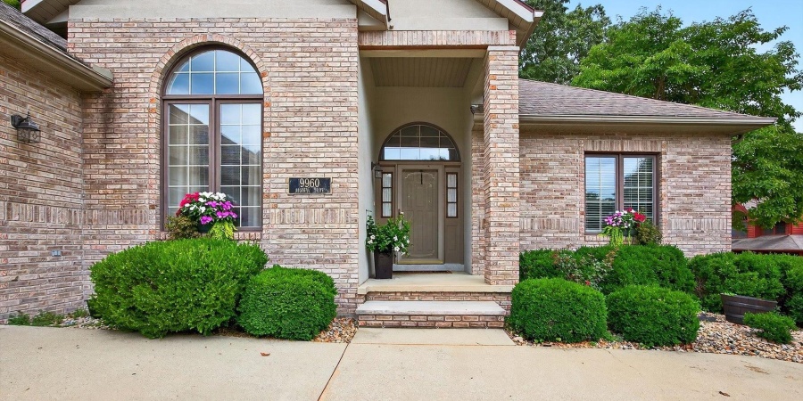 9960 S Augusta Drive, Bloomington, Indiana 47401-8133,MLS,202533969