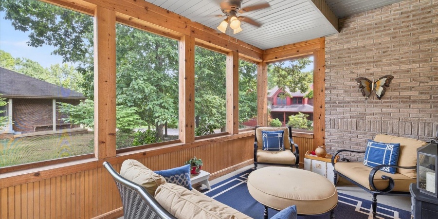 9960 S Augusta Drive, Bloomington, Indiana 47401-8133,MLS,202533969