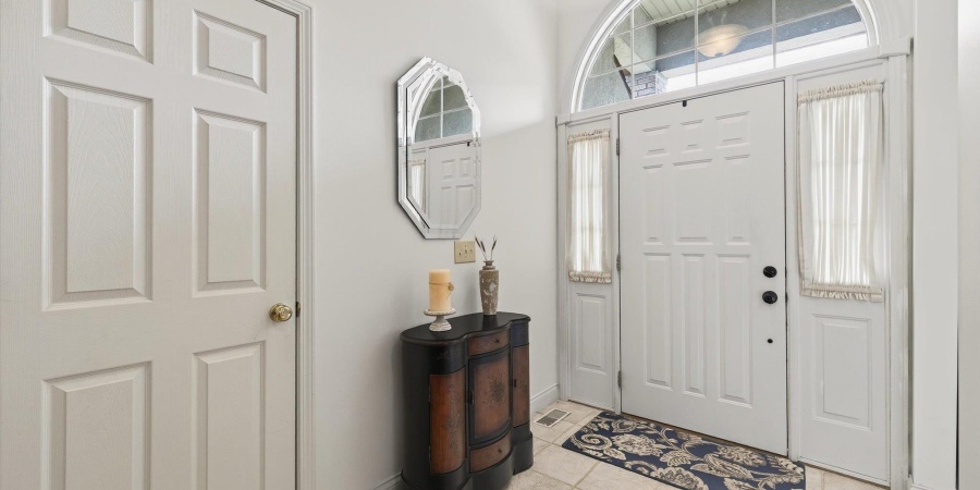 9960 S Augusta Drive, Bloomington, Indiana 47401-8133,MLS,202533969