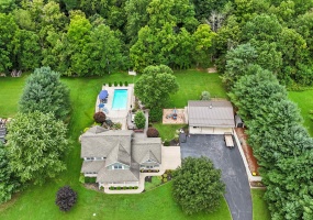7700 S Rockport Road, Bloomington, Indiana 47403,MLS,202533987