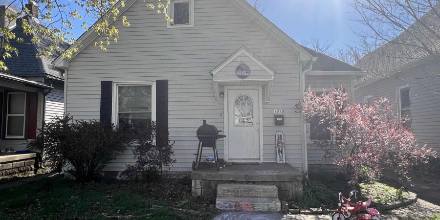 1010 S 8th Street, Terre Haute, Indiana 47807,MLS,202534056