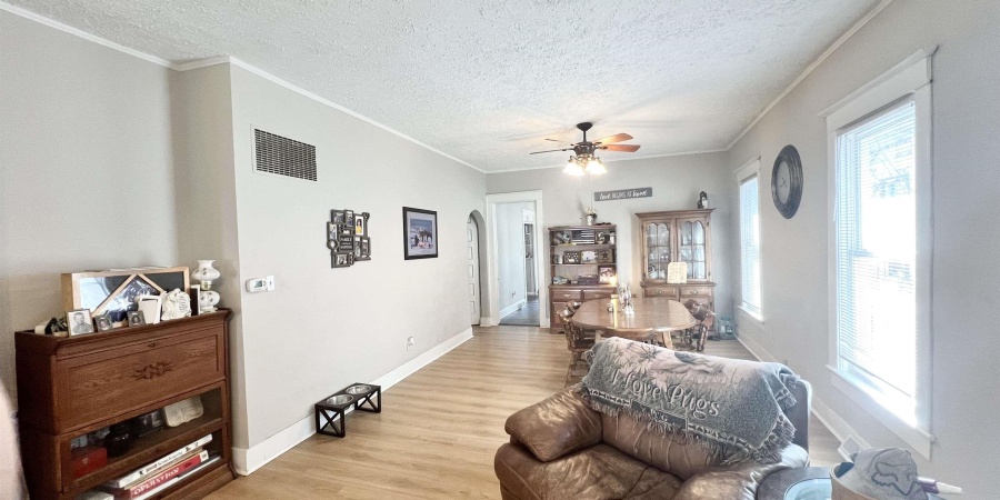 1010 S 8th Street, Terre Haute, Indiana 47807,MLS,202534056