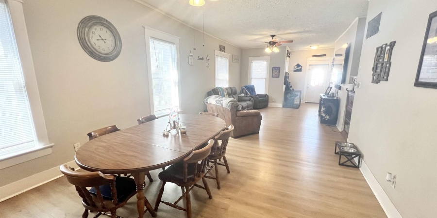1010 S 8th Street, Terre Haute, Indiana 47807,MLS,202534056