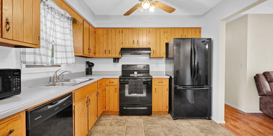 163 Hel Mar Drive, Mitchell, Indiana 47446,MLS,202534112