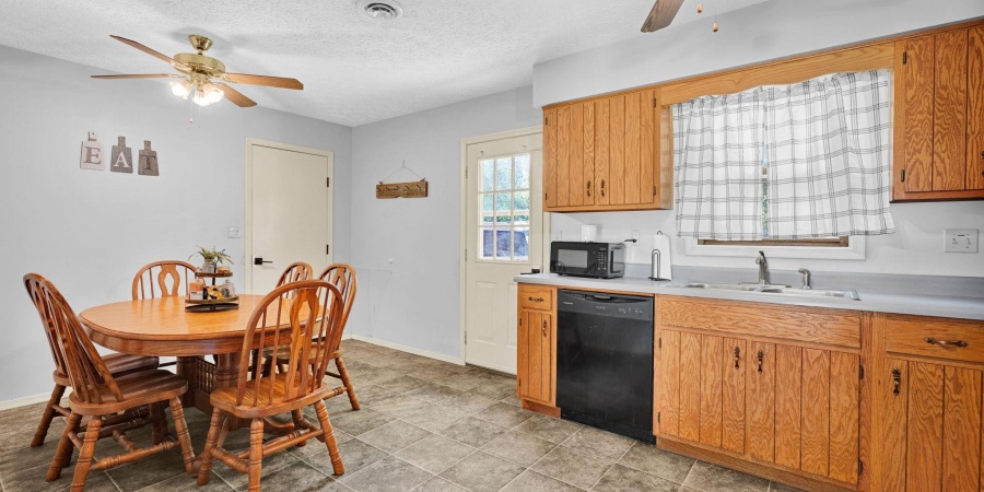 163 Hel Mar Drive, Mitchell, Indiana 47446,MLS,202534112