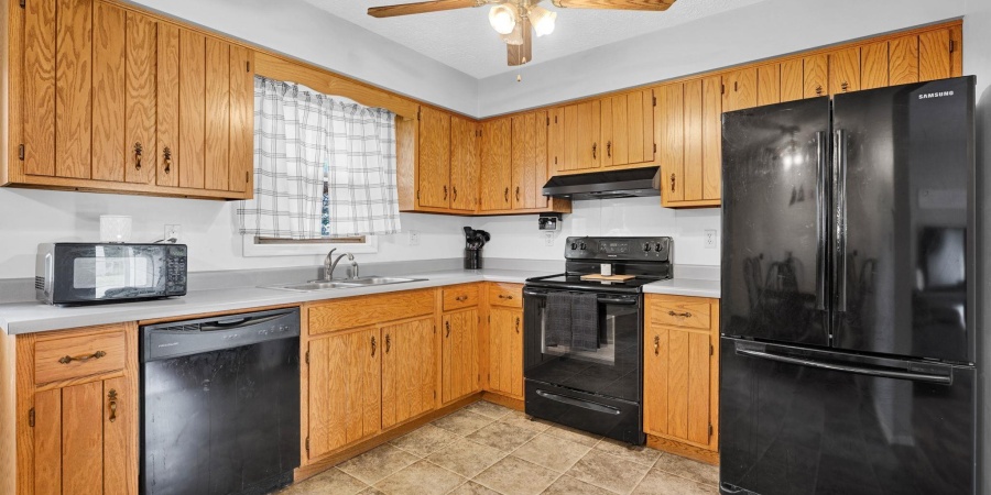 163 Hel Mar Drive, Mitchell, Indiana 47446,MLS,202534112