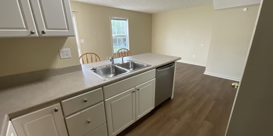 2853 S Walnut Street Pike, Bloomington, Indiana 47401-8402,MLS,202534397