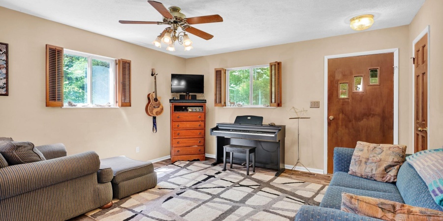 7459 Deckard Ridge Road, Nashville, Indiana 47448,MLS,202534377
