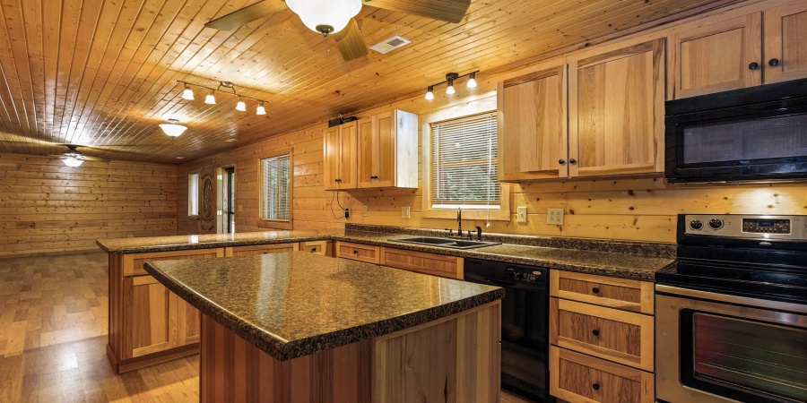 2771 Old Vincennes Road, Mitchell, Indiana 47446,MLS,202534437