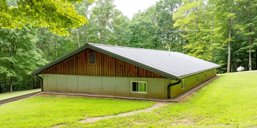 2771 Old Vincennes Road, Mitchell, Indiana 47446,MLS,202534437