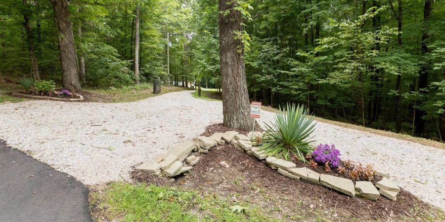 2771 Old Vincennes Road, Mitchell, Indiana 47446,MLS,202534437