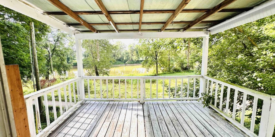 424 Rivervale Cabin Road, Bedford, Indiana 47421-6779,MLS,202526403