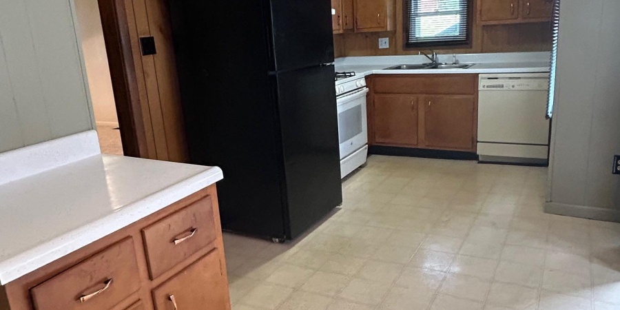 2511 S Rockport Road, Bloomington, Indiana 47403,MLS,202534725