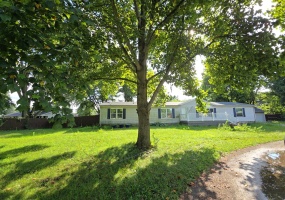 1801 E 44th Drive, Terre Haute, Indiana 47802,MLS,202528226