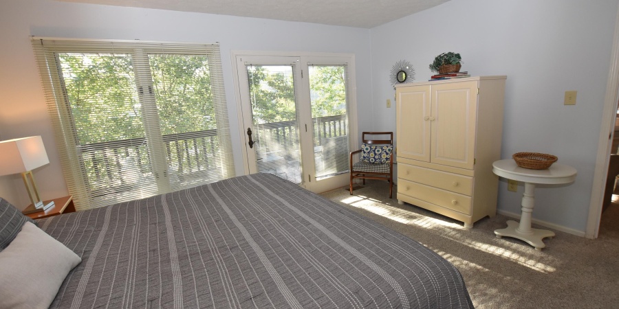 4020 E Eagle Bay Drive, Bloomington, Indiana 47401,MLS,202535338