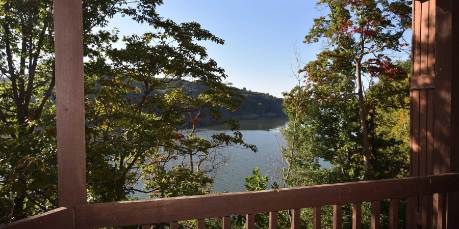 4020 E Eagle Bay Drive, Bloomington, Indiana 47401,MLS,202535338