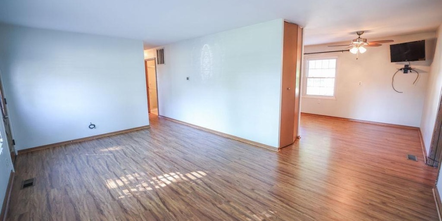 98 S Lester Street, Bloomfield, Indiana 47424,MLS,202535353