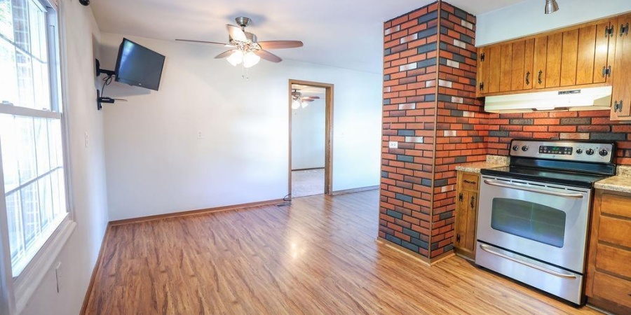 98 S Lester Street, Bloomfield, Indiana 47424,MLS,202535353