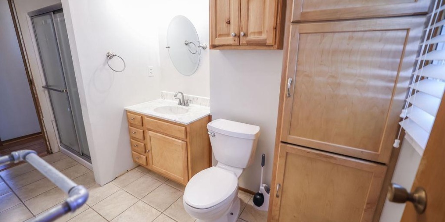 98 S Lester Street, Bloomfield, Indiana 47424,MLS,202535353